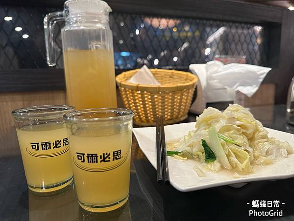 竹北美食推薦 活蝦料理 家樂福商圈餐廳 炒高麗菜+冬瓜檸檬.JPG