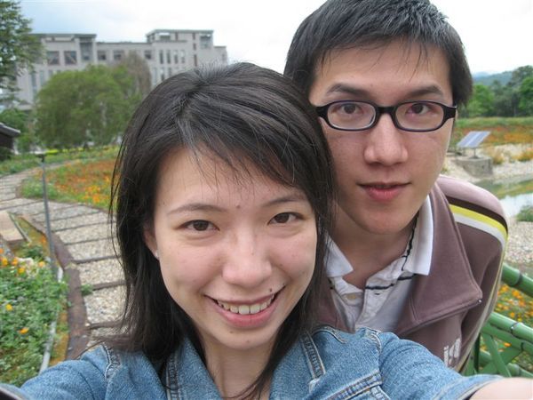 我只想拍自己捏...把我的圖書館還來ˋˊ