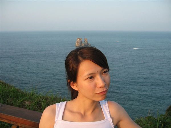 男人說啥要抓我頭上長角的角度= =