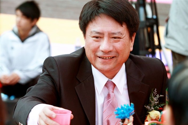 老爸~這天他真的很開心