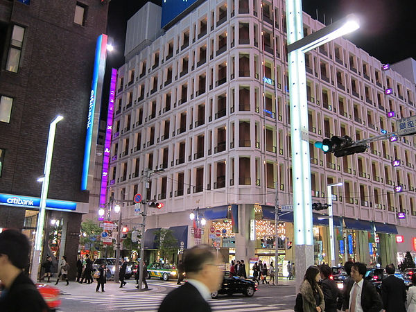 銀座的建築都很漂亮