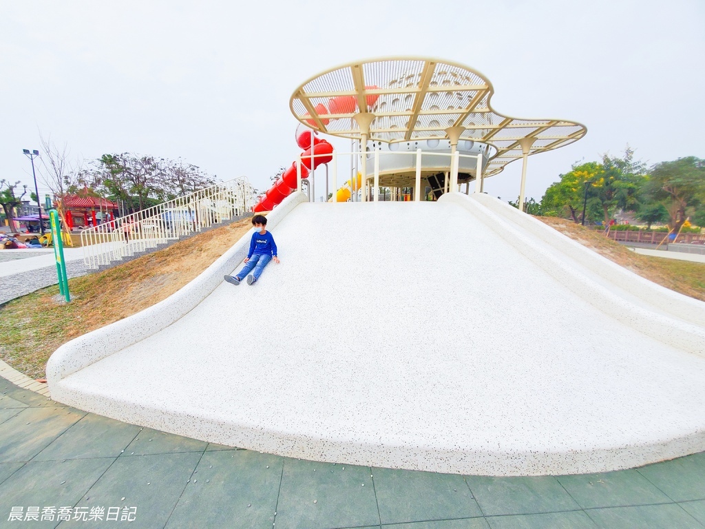 屏東親子景點特色公園新園共融遊戲場