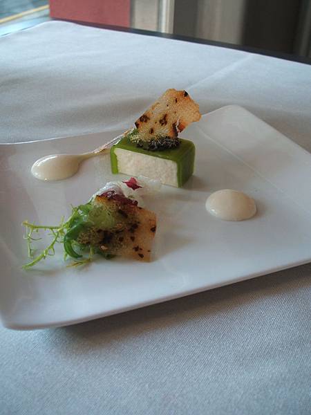 2008Bentley Smoked Eel Parfait with white Soy and Seaweed Salad