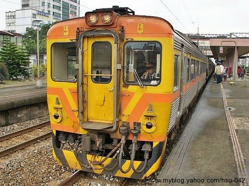 DMU2800 羅東.jpg