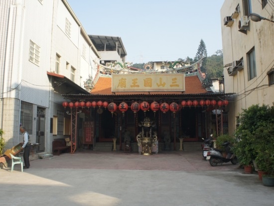 台中 清水 三山國王廟.jpg