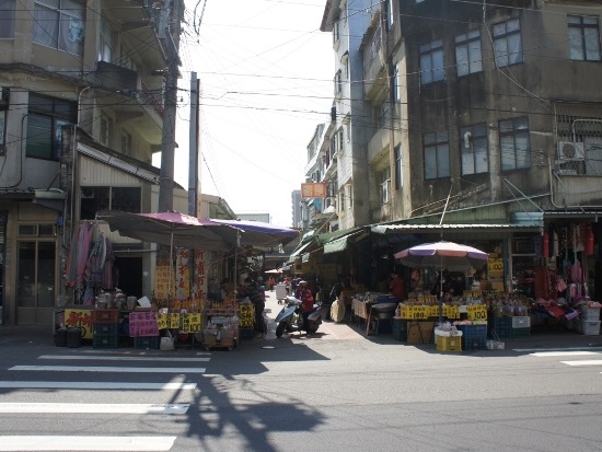 新埔中正路 新埔市場.jpg