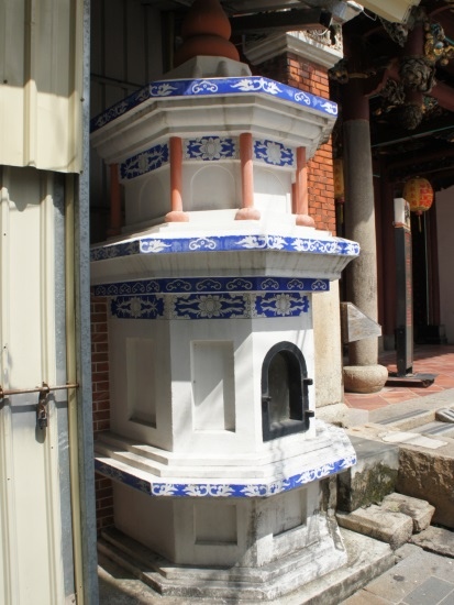 台南 祀典武廟旁 敬字亭(1).jpg