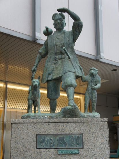 西日本 岡山車站 桃太郎銅像