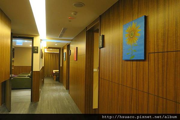 IMG_2708.JPG IMG_2708.JPG