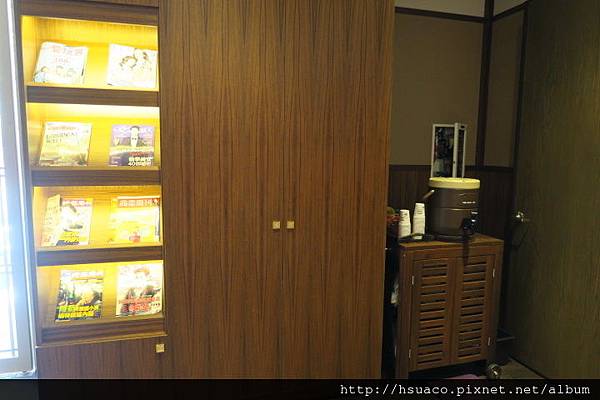 IMG_2677.JPG IMG_2677.JPG