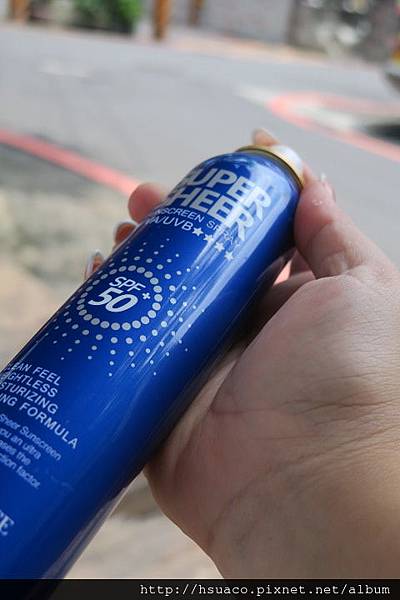 妍霓絲 防曬噴霧 試用
