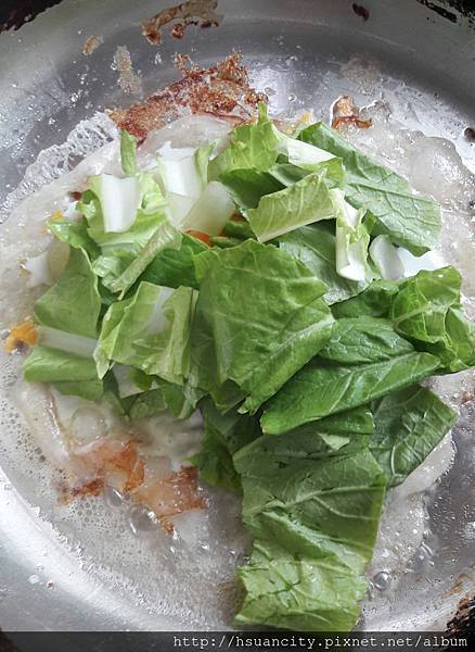 18-08-23-20-42-45-219_deco.jpg 18-08-23-20-42-45-219_deco.jpg