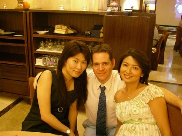 Debby, 小叔和Bella