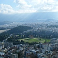 １８９６年的Olympia stadium跟Temple of Olympian Zeus