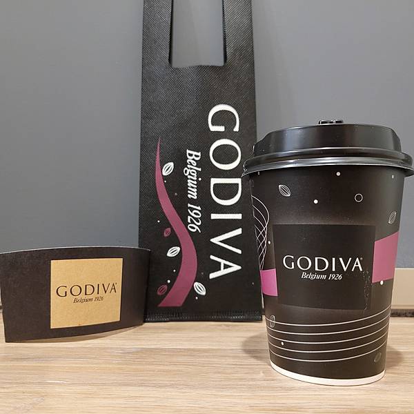 7-11  GODIVA 熱巧克力 Swiss Miss 2020 限量 711