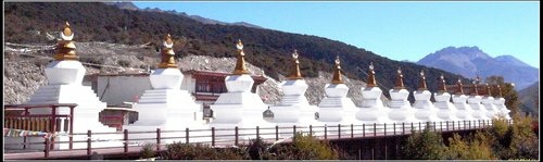 奔子攔._德欽_飛來寺_梅里雪山 奔子攔._德欽_飛來寺_梅里雪山
