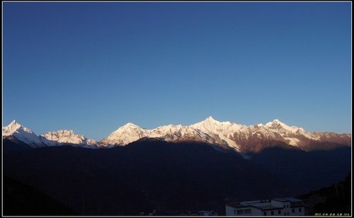 奔子攔._德欽_飛來寺_梅里雪山 奔子攔._德欽_飛來寺_梅里雪山