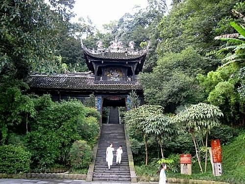 都江堰__青城山