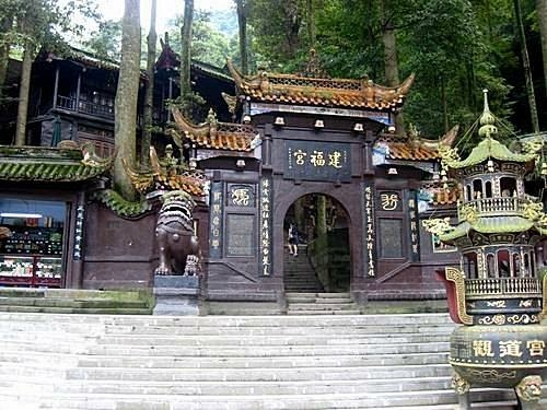 都江堰__青城山