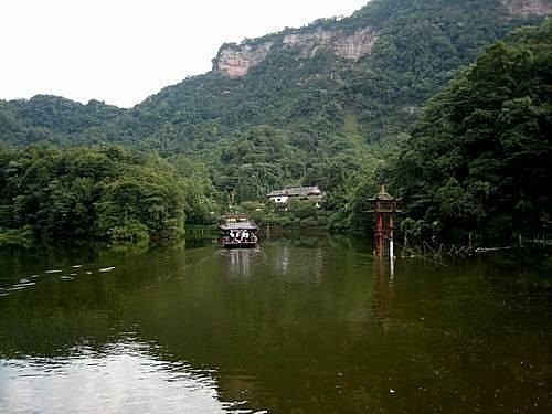 都江堰__青城山