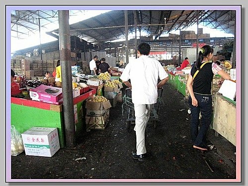 重慶黑心水果攤 + 菜園壩水果批發市場
