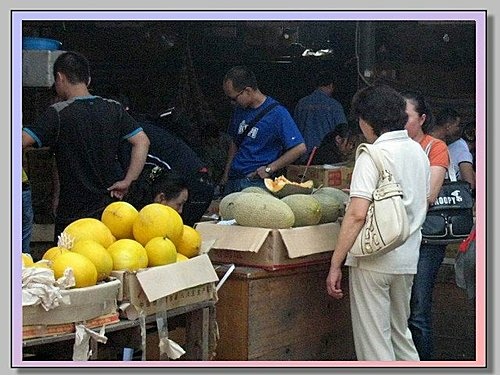 重慶黑心水果攤 + 菜園壩水果批發市場