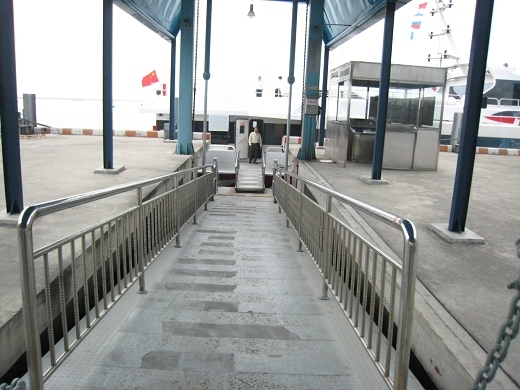 重慶→寶安機場→ 福永碼頭→ 香港機場