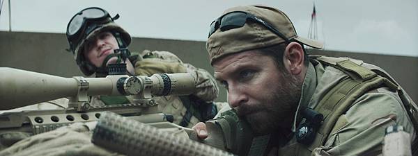 american-sniper-bradley-cooper2