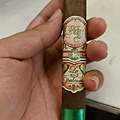 My father La Opulencia Petit Robusto a.jpg