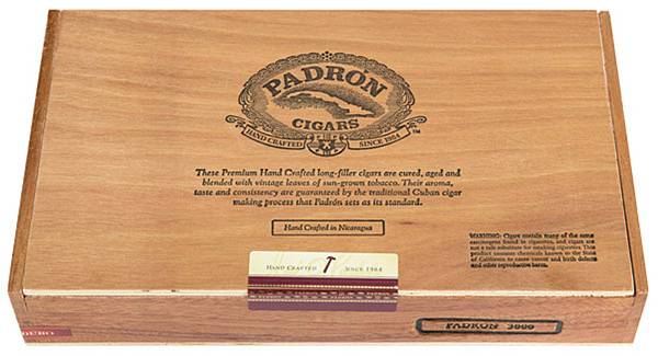 Padron_3000 maduro box.jpg