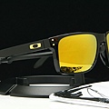 OAKLEY太陽眼鏡 Shaun White HOLBROOK OO9102-08