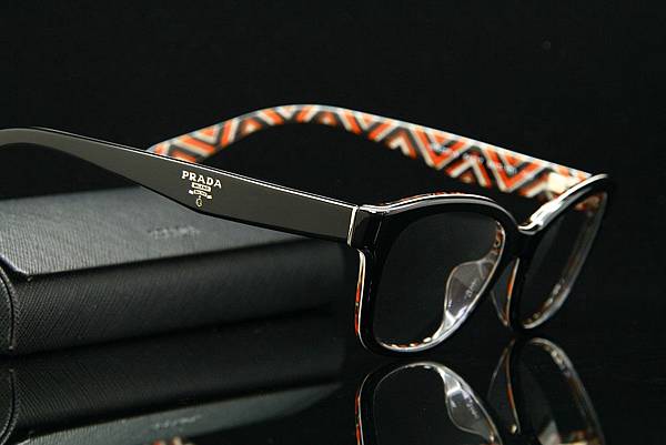PRADA VPR20P 時尚名媛最愛款精品眼鏡 PRADA VPR20P 時尚名媛最愛款精品眼鏡