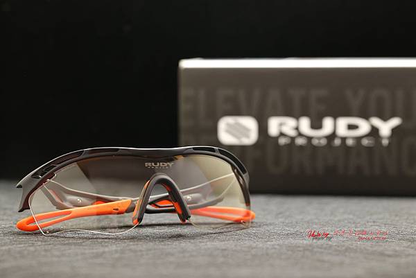Rudy Project Tralyx SLIM Impactx2 Red智慧變色濾光款運動型太陽眼鏡 Rudy Project Tralyx SLIM Impactx2 Red智慧變色濾光款運動型太陽眼鏡