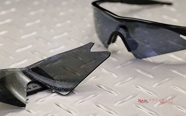 OAKLEY M Frame SWEEP 鏡片重製實錄 高雄得恩堂左營店 專業銷售店 OAKLEY M Frame SWEEP 鏡片重製實錄 高雄得恩堂左營店 專業銷售店