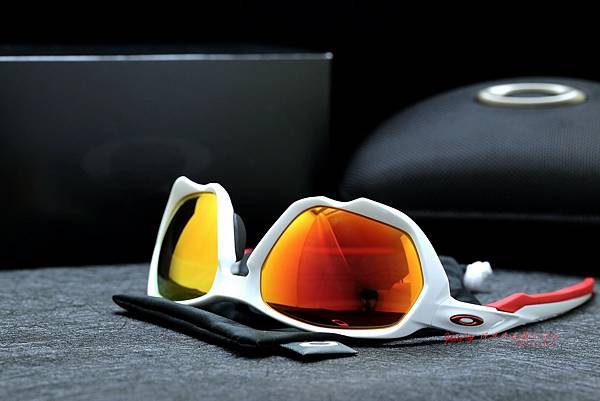 OAKLEY PLAZMA  ASIAN FIT OO9019 運動太陽眼鏡 高雄得恩堂左營店 專業銷售店