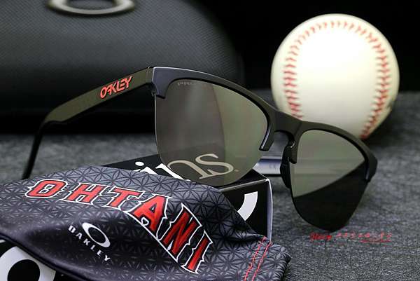 OAKLEY FROGSKINS LITE 大谷翔平 モデル サングラス OAKLEY FROGSKINS LITE 大谷翔平 モデル サングラス