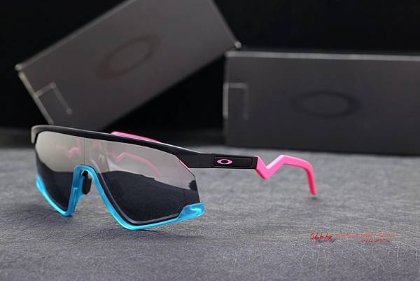 Oakley Bxtr OO9280 運動太陽眼鏡 近視解決方案 高雄得恩堂左營店 專業銷售店