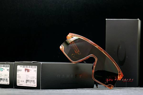 Oakley Bxtr Metal OO9237 運動型太陽眼鏡 高雄得恩堂左營店 專業銷售店