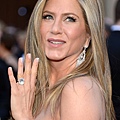 best-celebrity-engagement-rings-of-all-time-01.jpg