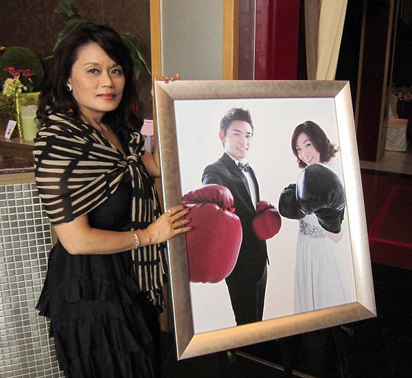 參加大姐媳婦歸寧喜宴 2013.09.08