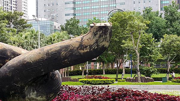 板橋高鐵附近街景20160920