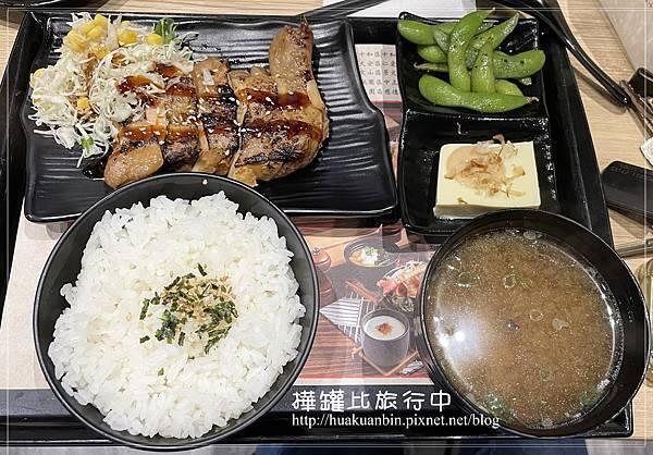 【台北】中山區食記 ✈ 美術系壽司(台北民權店)。超平價日式