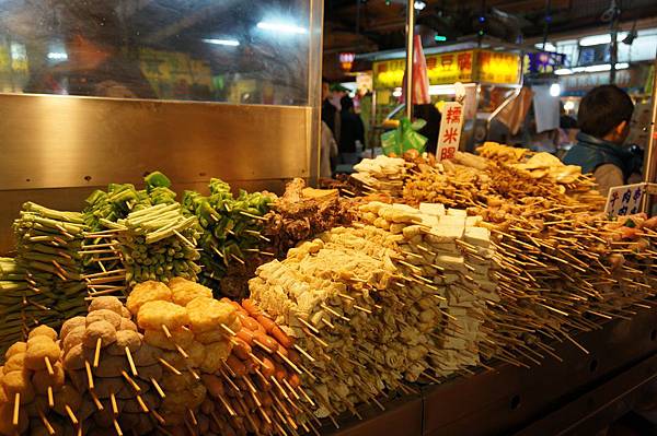 宜蘭美食推薦-東門夜市平價燒烤"梁大胖"