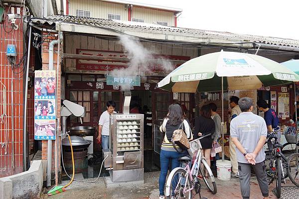 桃園景點推薦-「龍潭第一街」汶水老街(大尾鱸鰻．偷心大聖ＰＳ男拍攝場景)