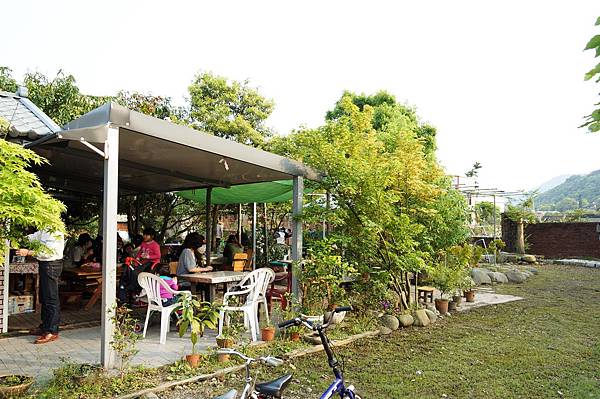 20140412桃園美食推薦-龍潭三坑老街平價冰品＂八彩屋＂