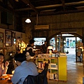 宜蘭景點推薦-吉米廣場/創創新村/舊書櫃人文咖啡館