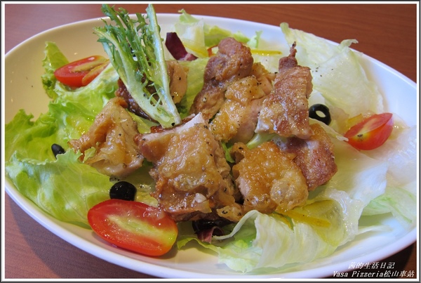 Vasa Pizzeria 瓦薩比薩(松車店):血拚+美食VASA Pizzeria 瓦薩比薩 (松車店)