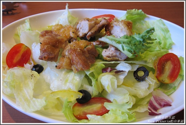 Vasa Pizzeria 瓦薩比薩(松車店):血拚+美食VASA Pizzeria 瓦薩比薩 (松車店)