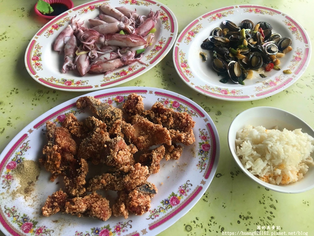 【新北金山區】金山美食『阿秀海產店』✖ 金山海產 ✖ 蠔汁炒