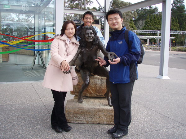 ME&大姐&姊夫~藍山公園外的裸女